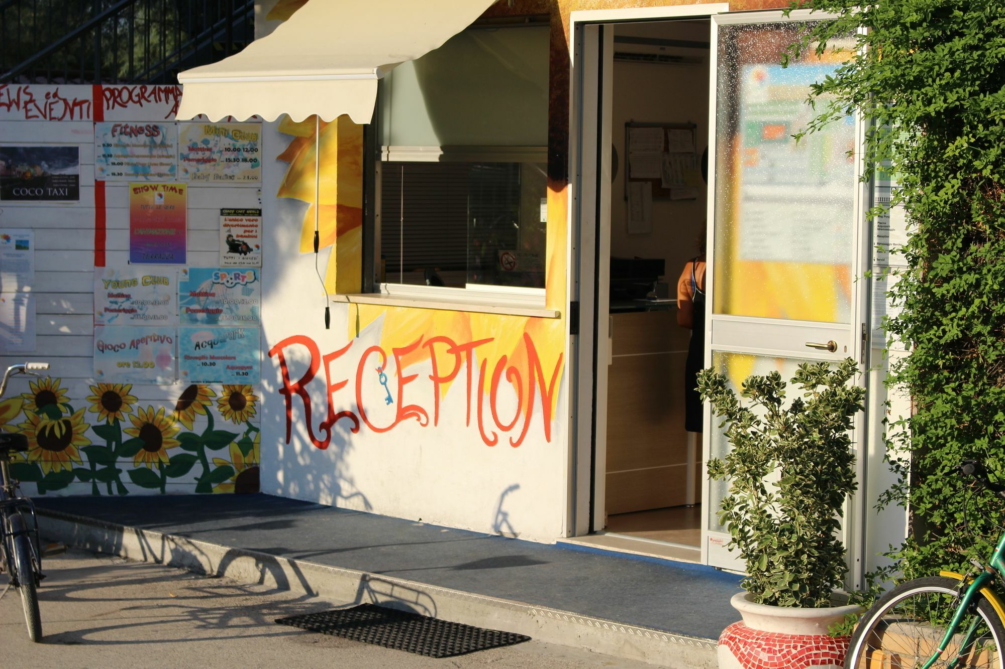 Girasole Eco Family Village Fermo Bagian luar foto